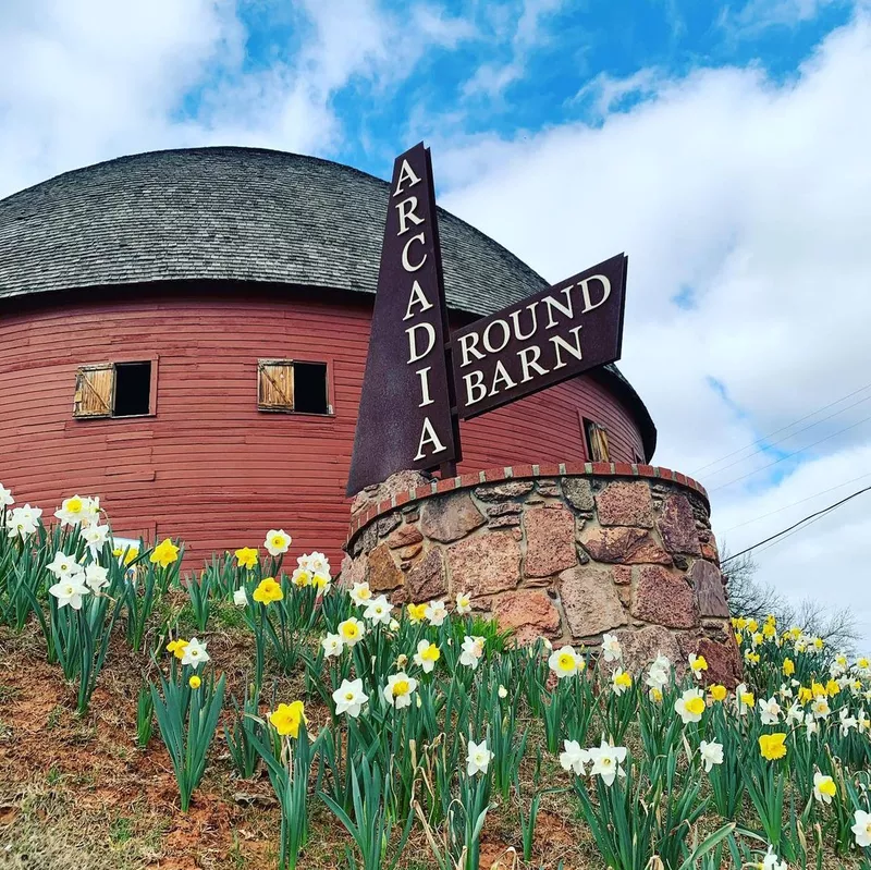 Arcadia Round Barn