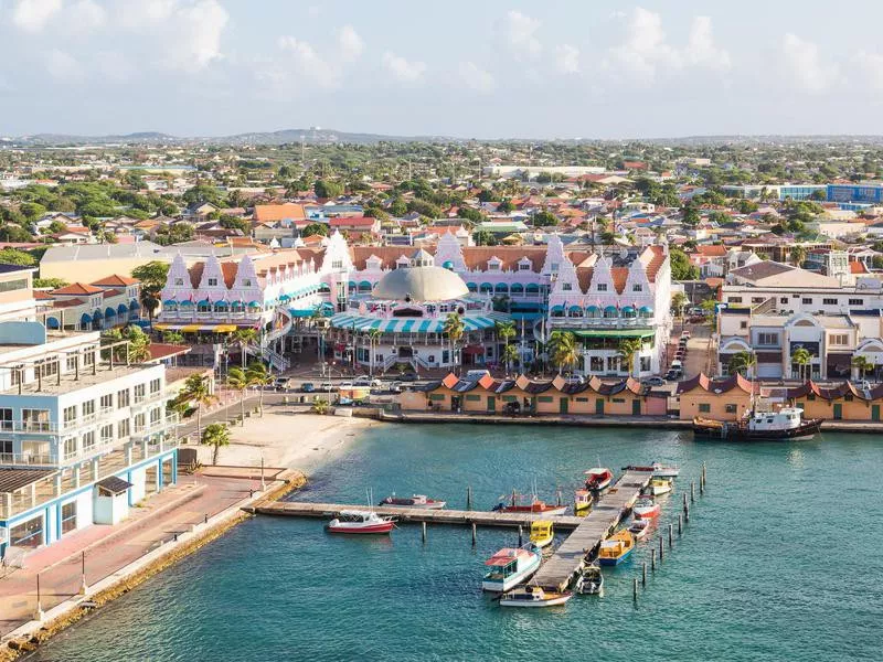 Aruba year-round summer