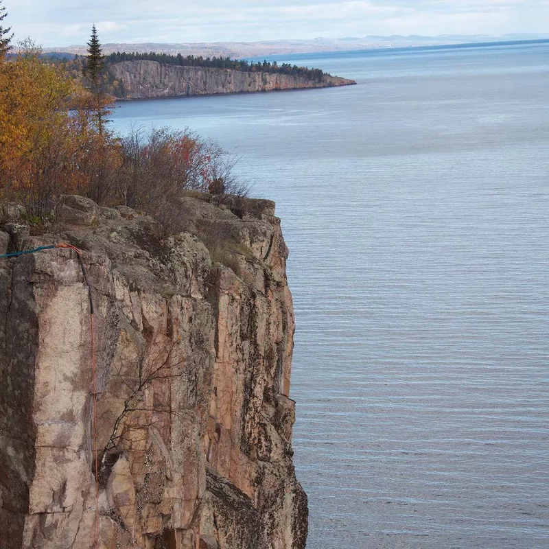 Cliffs at North Shore Scenic Drive