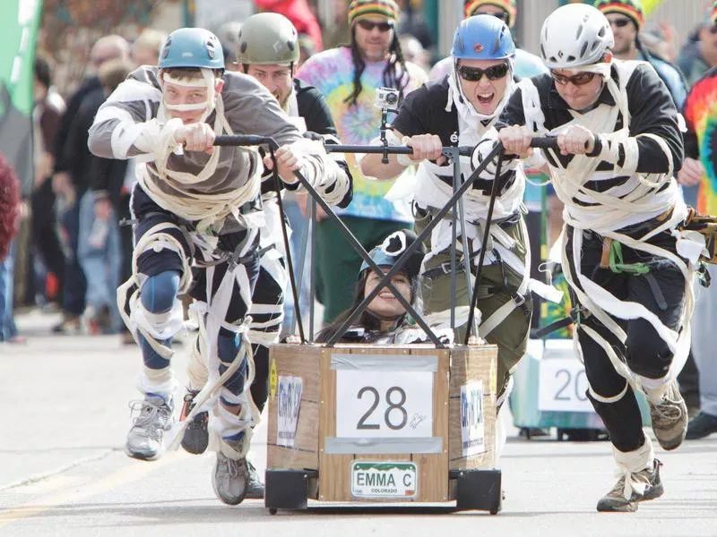 Emma Crawford Coffin Race