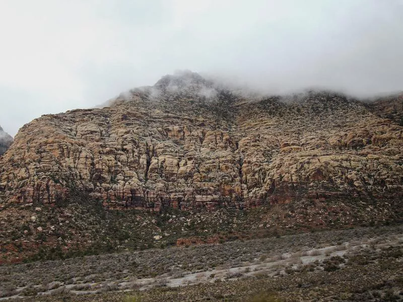 Calico Tanks Trail