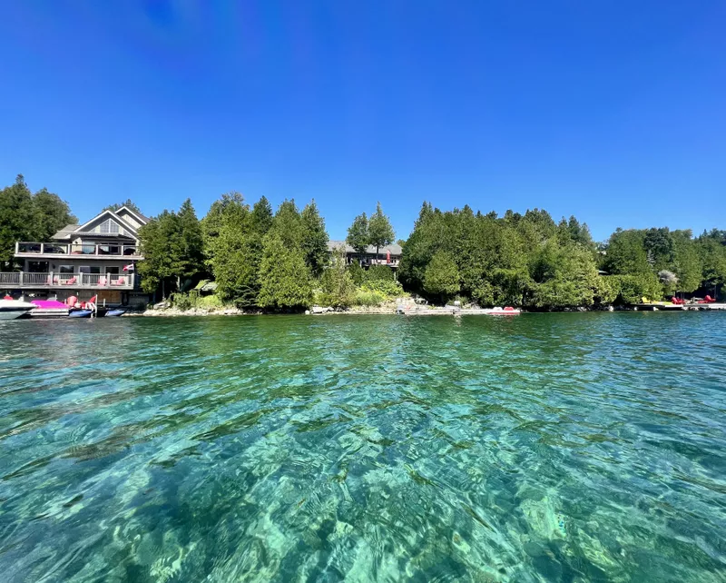 Lake Houses in Lake Huron