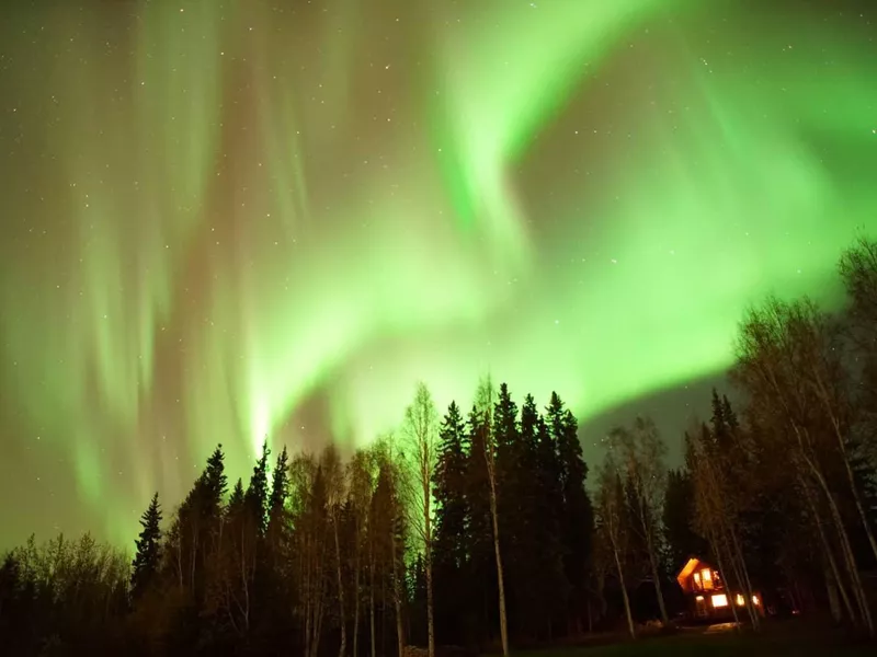 Airbnb cabin with northern lights Alaska