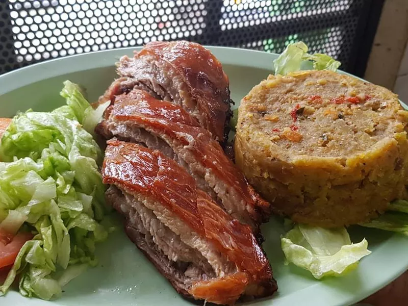 Lechón at Lechonera el Cuñao in Puerto Rico