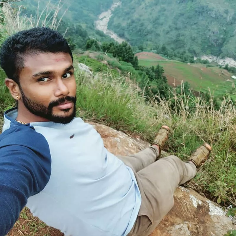 hill top selfie