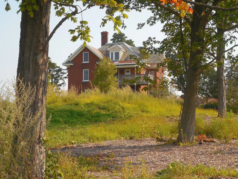 Fletcher-Caulkins House