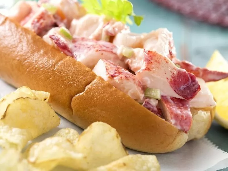 Lobster roll sandwich