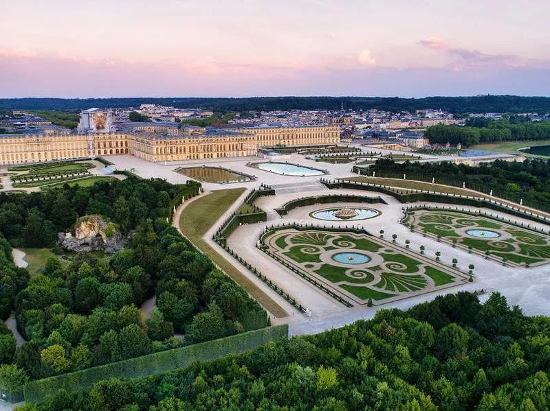 Versailles