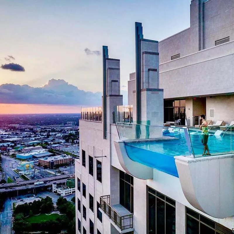 Market Square Tower Sky Pool