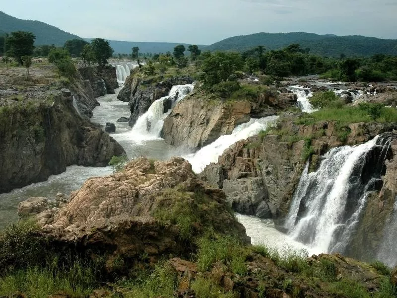 Hogenakkal Falls