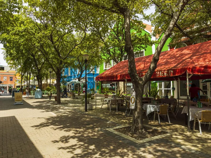 Outdoor cafe in Willemstad