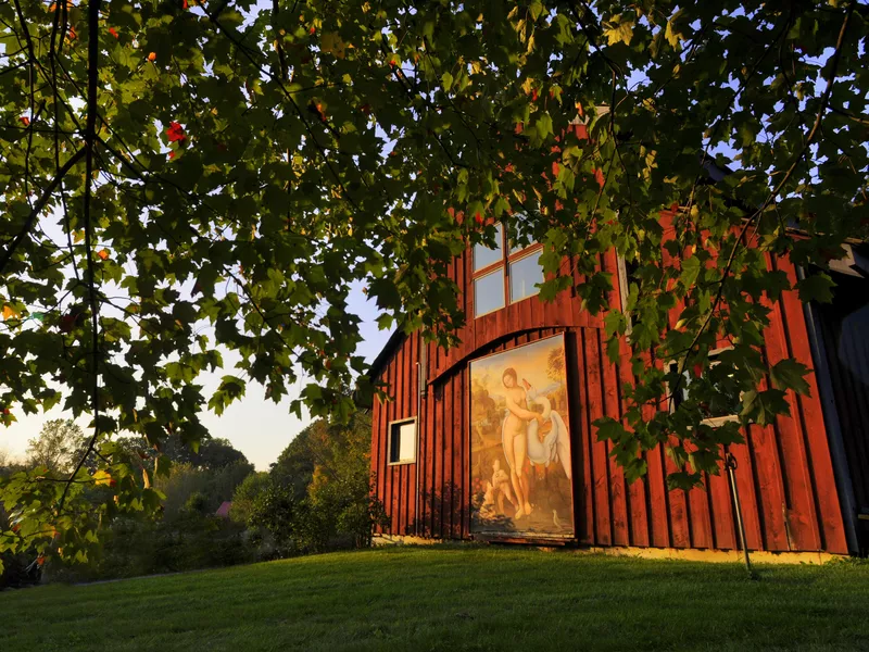 The barn at Buttermilk Falls