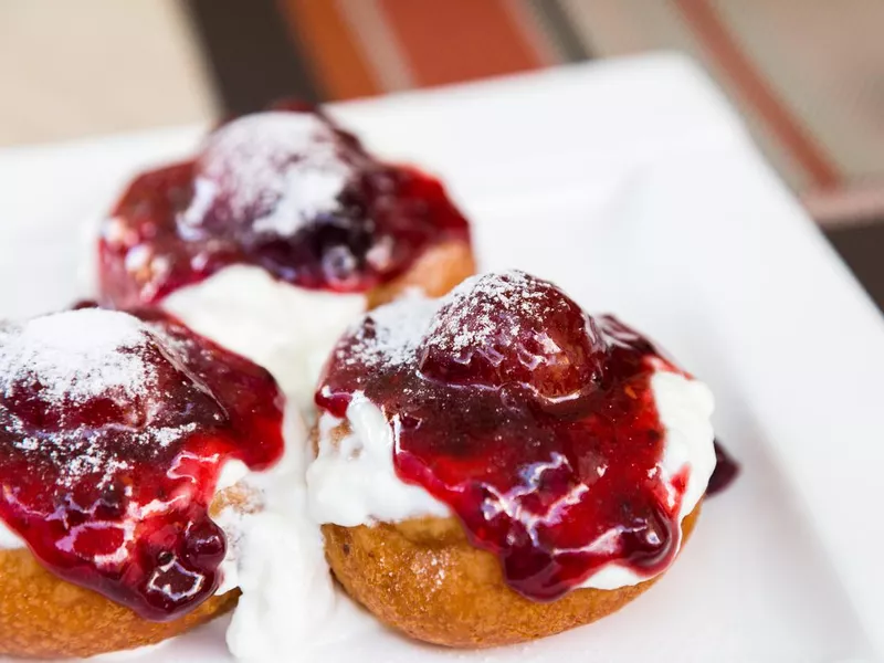 Romanian dessert Papanasi