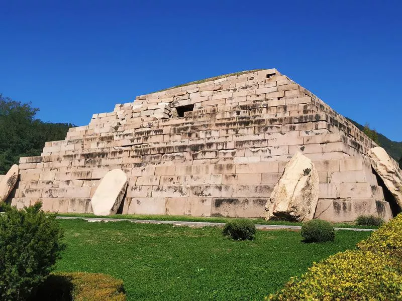 Tomb of the General