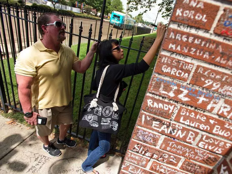 Graceland wall