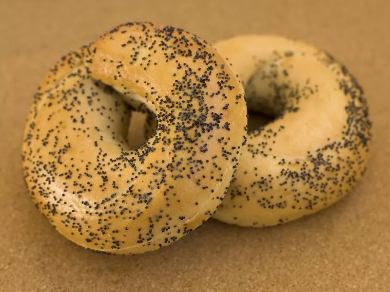 Poppy seed bagels