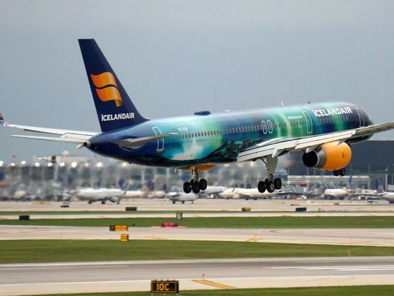 Icelandair Boeing 757