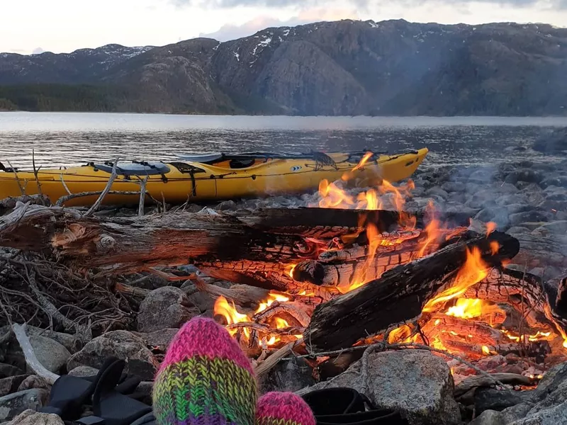 Kayaking in Lake Salsvatnet