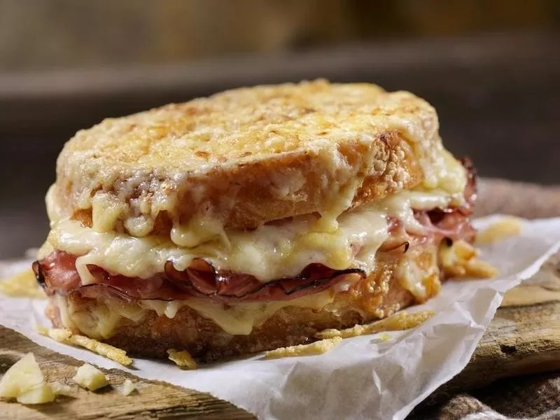 Croque monsieur sandwich