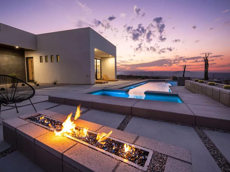 10 of the Most Breathtaking Airbnbs With Pools in the U.S.