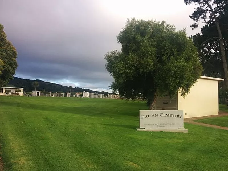 Colma, California's Italian cemetery