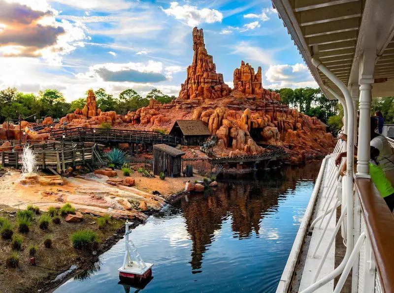 Big Thunder Mountain Railroad accident