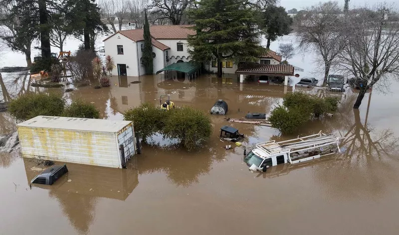 Flooding in California