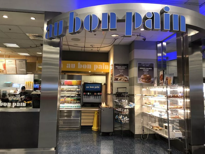 Au Bon Pain shop