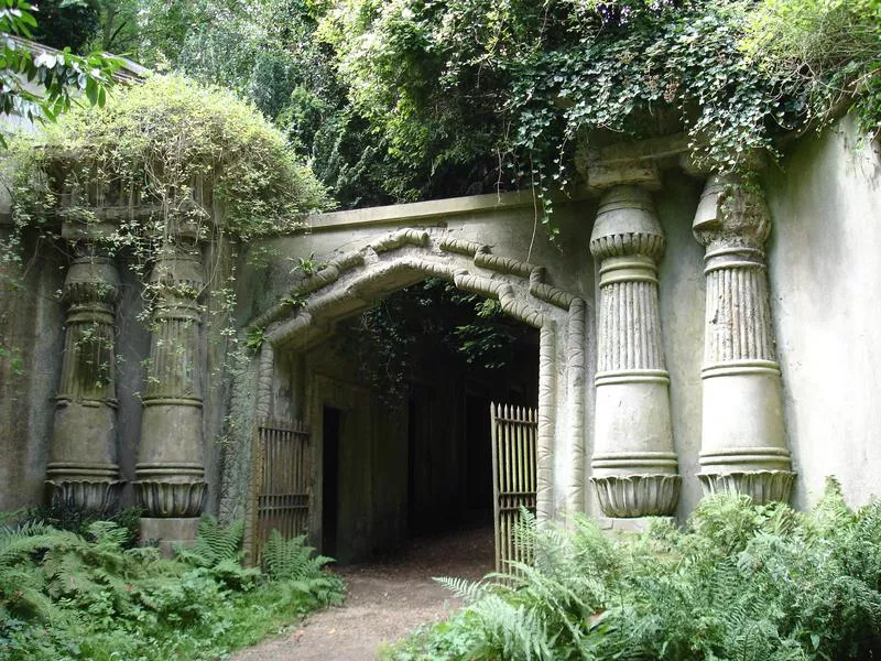 Highgate: West Cemetery