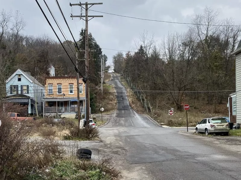 Dornbush Street from a distance