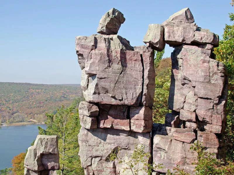 devil's lake