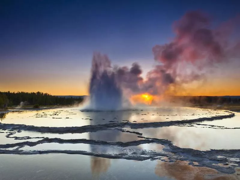 Great Fountaun Geyser in Yellowstone