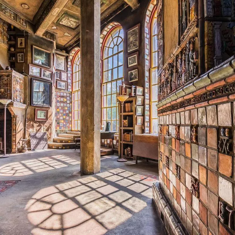 Fonthill Castle tiles