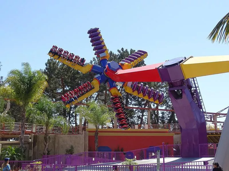 Risky rollercoaster i Adventureland