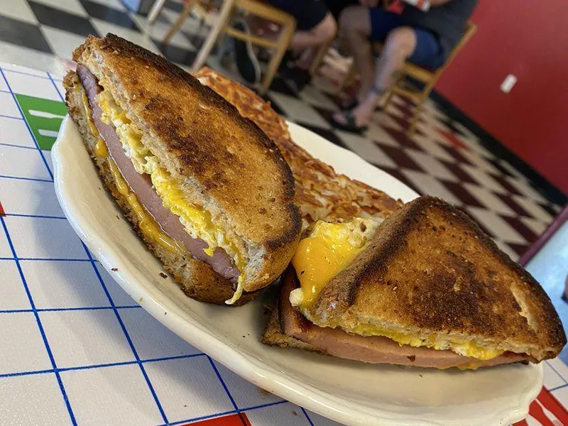 Doo-Dah diner bologna sandwich