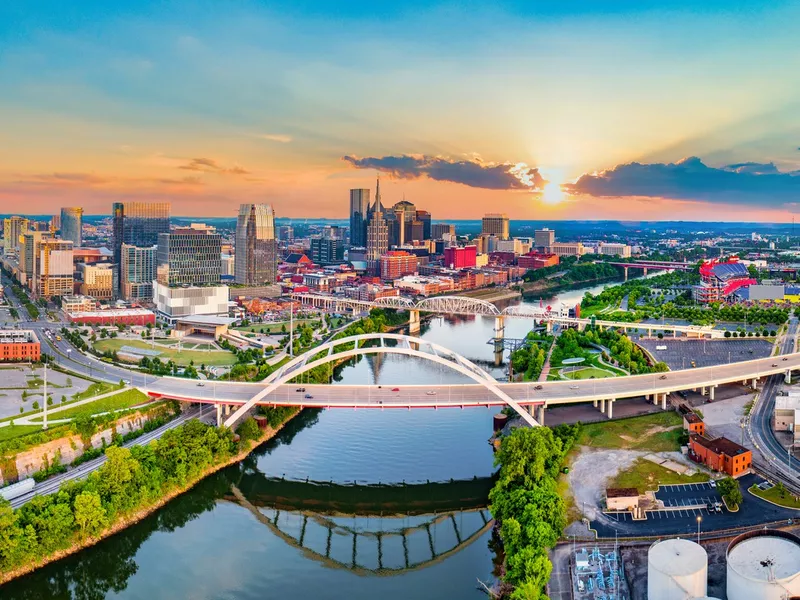 nashville tennessee at sunrise