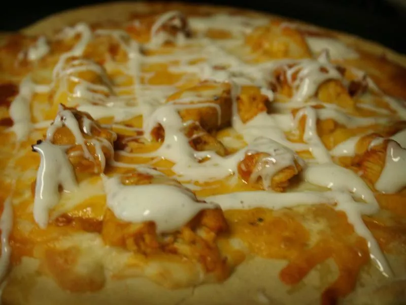 Chicken pizza with ranch dressing