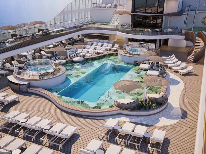 Oceania Cruises pool deck