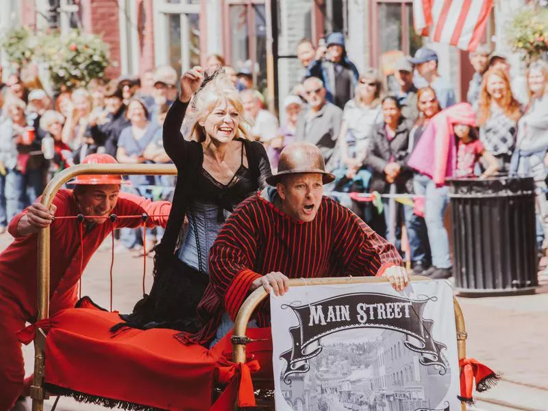 Racers at Madam Lou Bunch Day