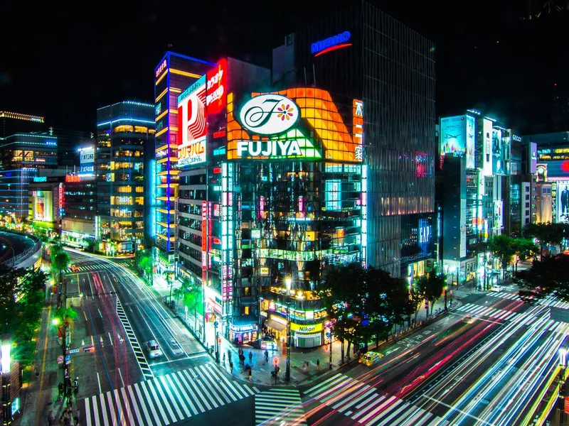 Busy intersection in Ginza, Tokyo