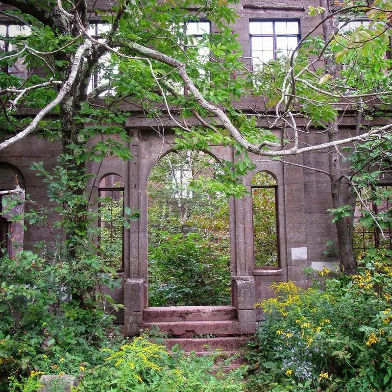 Overlook Mountain House