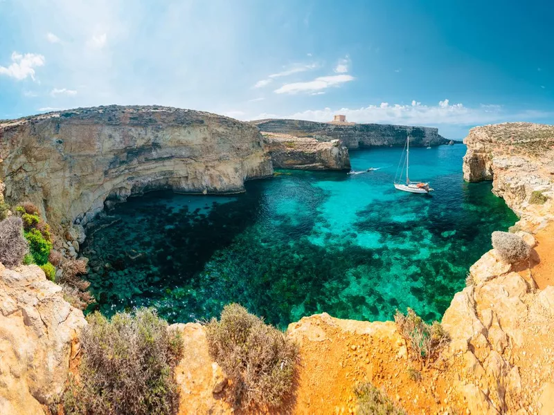 Crystal lagoon, Comino - Malta