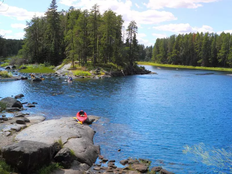 Voyageurs lake