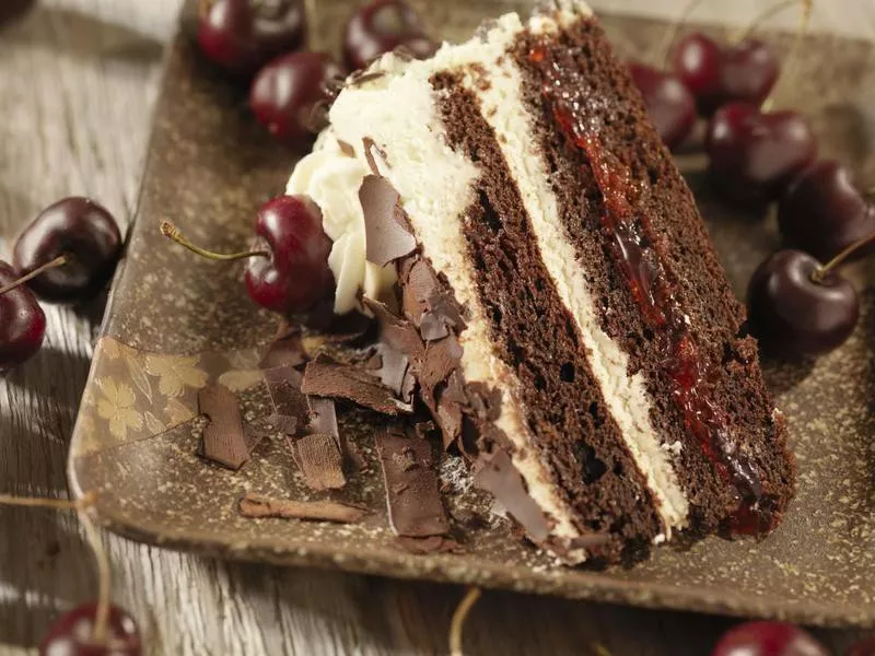 Black forest cherry cake