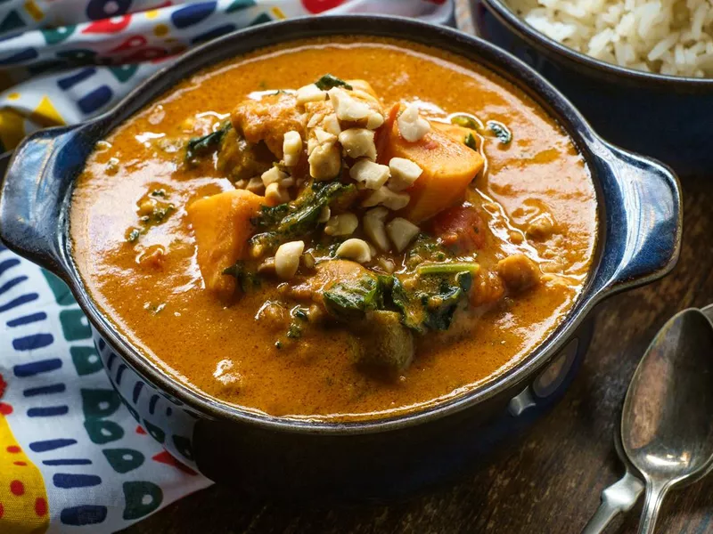 African chicken peanut stew, potjiekos