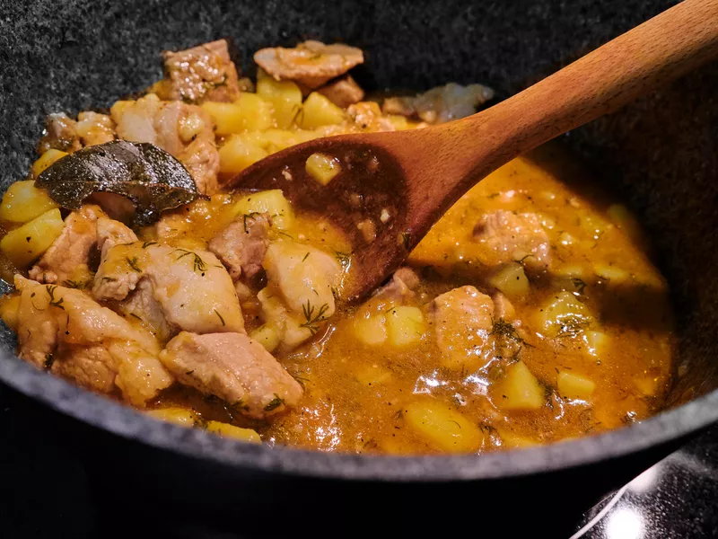 Stewed meat with potatoes