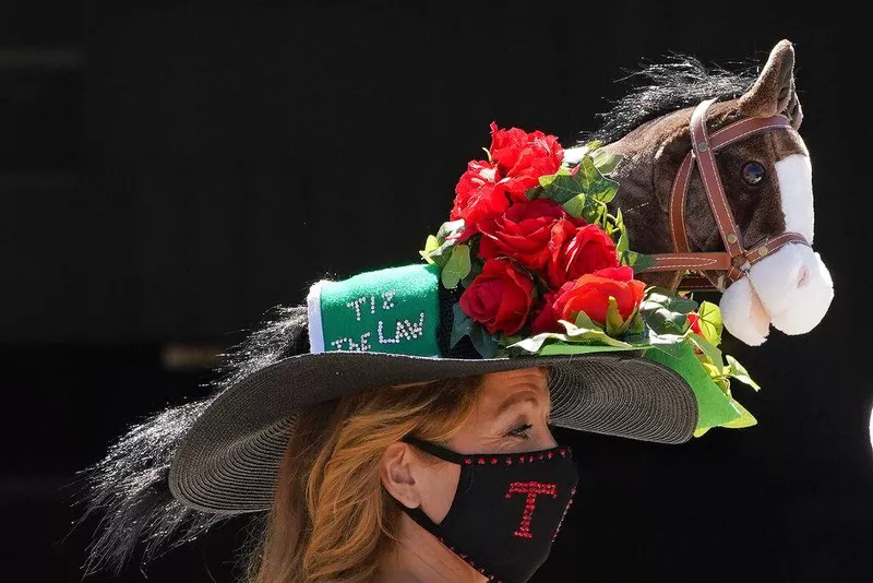 Horse hat at the Kentucky Derby