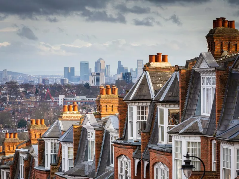 View across city of London from Muswell Hill