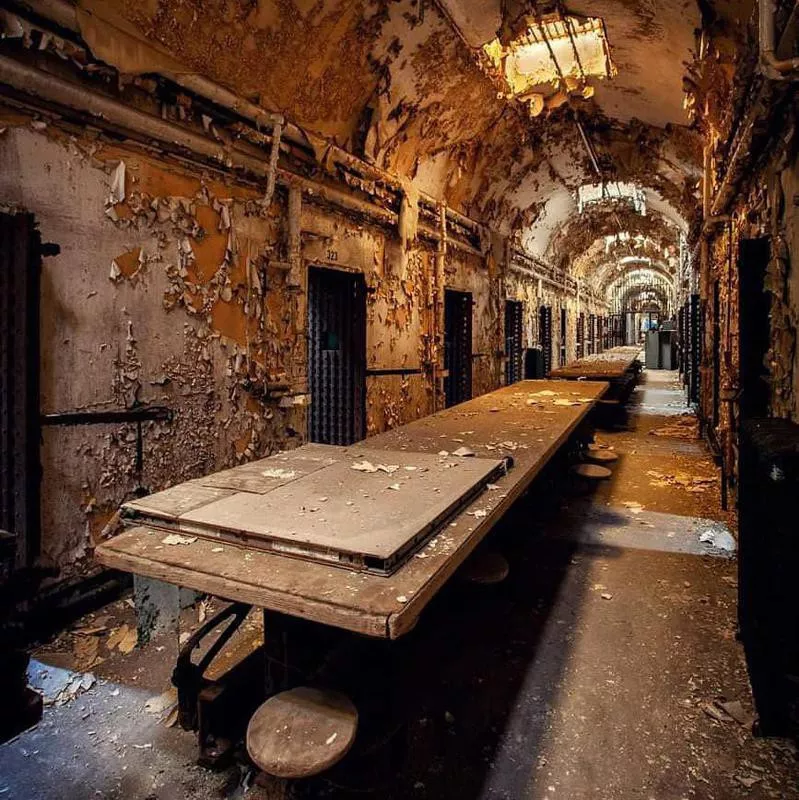 Holmesburg Prison