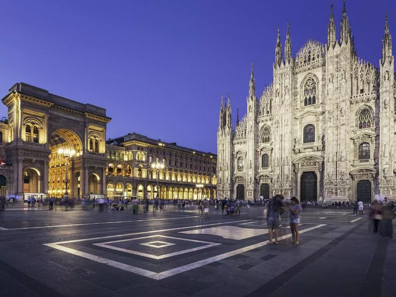 Evening at Piazza del Duomo, Milan